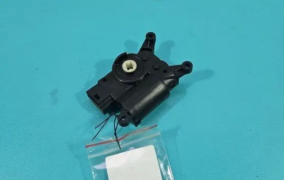 A/C air flow flap actuator/motor