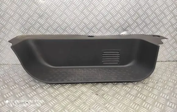 Opel Vivaro Front sill trim cover 768510190R 93868844 SP7612