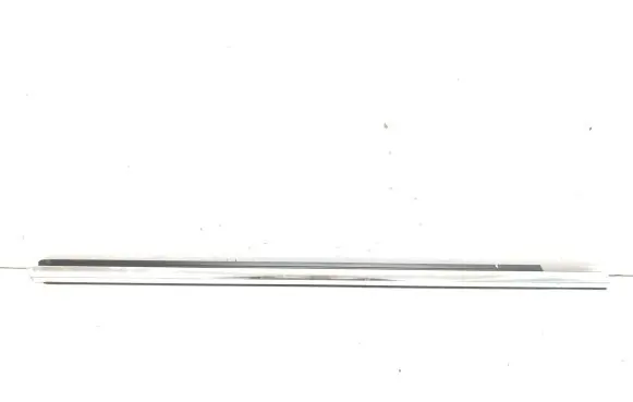 Maserati Ghibli Rubber seal front door window/glass 