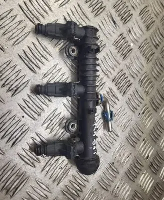 Fuel main line pipe
