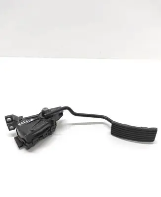 Mitsubishi Space Star Accelerator throttle pedal 6PV00830100