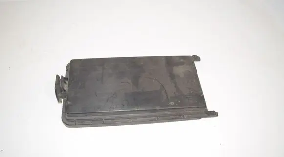 Mercedes-Benz C W202 Fuse box cover 2025451300