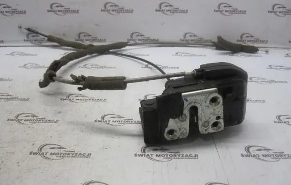 Nissan X-Trail T31 Sliding door lock 