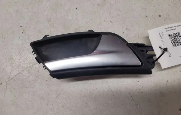 Audi A5 8T 8F Front door interior handle 8T0837020
