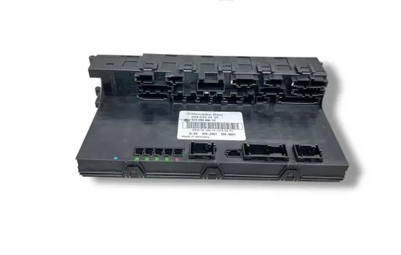 Mercedes-Benz C W203 SAM control unit 2095450101 5DK00848610