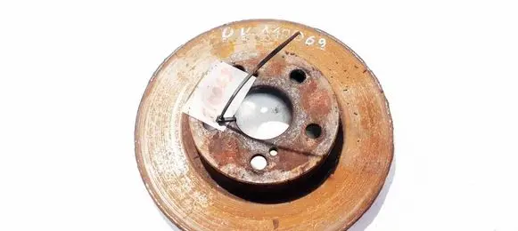 Toyota Prius (XW20) Front brake disc ventiliuojamas