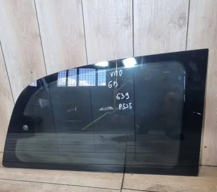 Mercedes-Benz Vito Viano W639 Rear side window DOT211M75AS2 43R000016