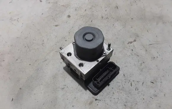 Smart ForFour II W453 ABS Pump 476604765R