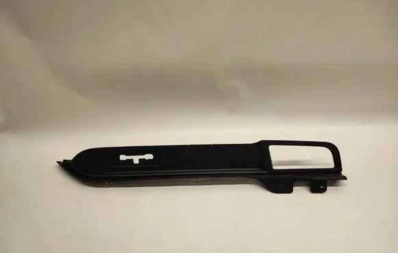 Ford Mustang VI Dashboard glove box trim FR3B63044B88BE3ZHE