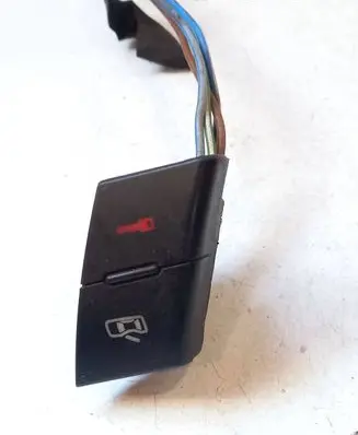 Audi A6 S6 C5 4B Central locking switch button 4B1962107