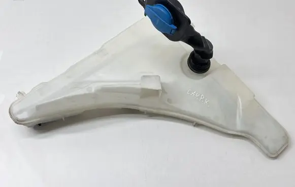Porsche Cayenne (9Y0 9Y3) Windshield washer fluid reservoir/tank 4M0955452