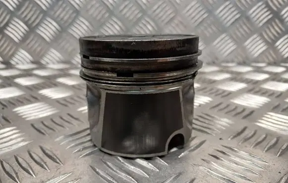 Seat Ibiza III (6L) Piston 79L53