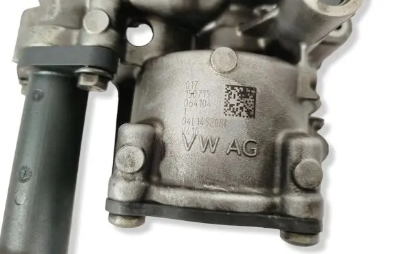 Volkswagen Tiguan Oil pump 201200150