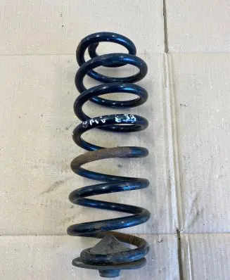 BMW 5 E39 Rear coil spring