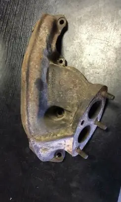 BMW 3 E30 Exhaust manifold 1711984