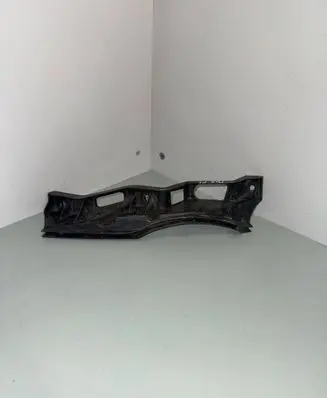 Volkswagen PASSAT B6 Front bumper mounting bracket 3C0807890