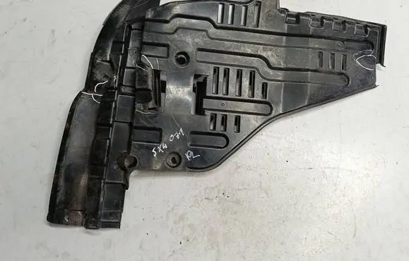Suzuki SX4 Engine splash shield/under tray 72392-79J0