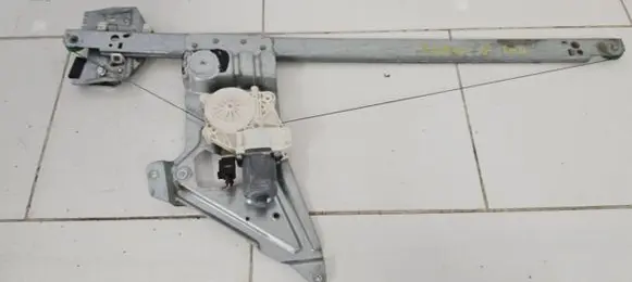 Mercedes-Benz Sprinter W906 Front door electric window regulator A9067200146 0005 ZGS011