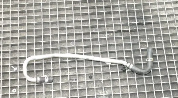 Chrysler 300 - 300C Engine coolant pipe/hose
