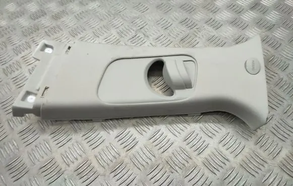 KIA Sorento (B) pillar trim (top)