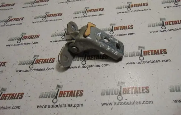 Toyota Corolla Verso AR10 Front door upper hinge