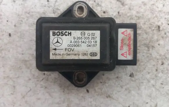 Mercedes-Benz E W211 ESP acceleration yaw rate sensor A0035420318 0265005267 0029061