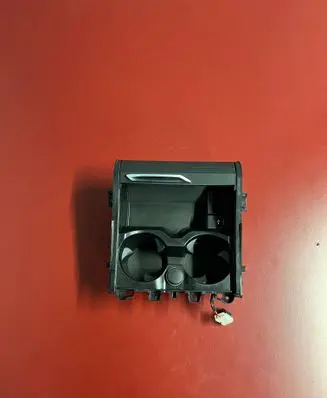 Cup holder front