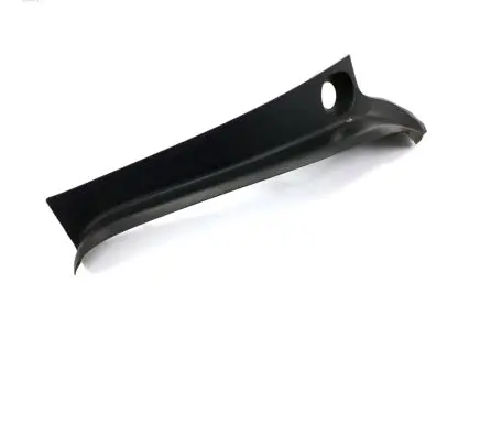Mini Cooper Countryman F60 Rear/tail light trim molding 7424598