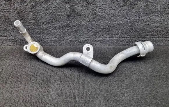 Audi Q7 4L Engine coolant pipe/hose 059121065CP 059121056G