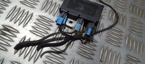 BMW 3 E46 Antenna control unit 16268429