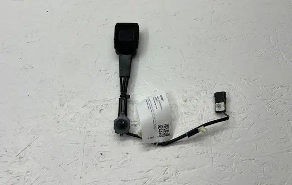 Ford Mondeo MK V Front seatbelt buckle DS73F61208