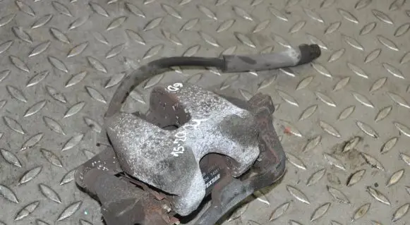 Land Rover Discovery 4 - LR4 Rear brake caliper