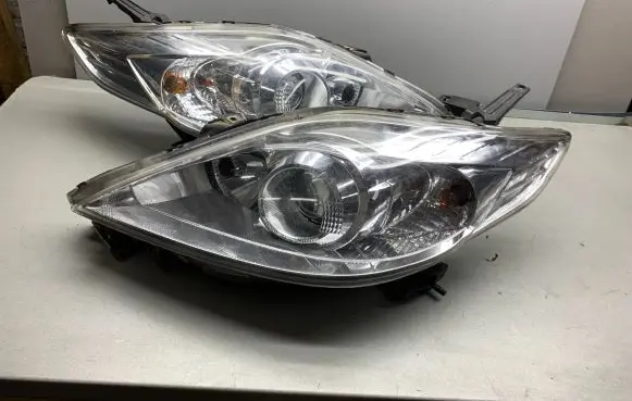 Mazda 5 Headlight/headlamp