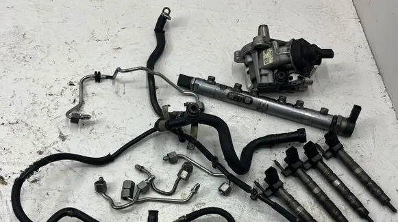 BMW 5 E60 E61 Fuel injection system set 7797877