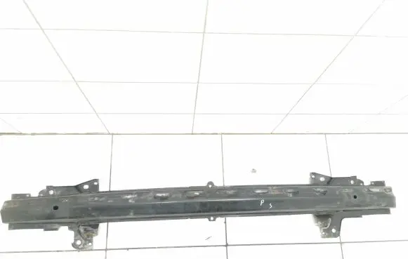 Volkswagen Golf IV Front bumper cross member 1J0806635A 1j0806636a