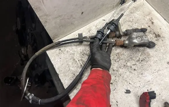 Mazda 6 Gear shift cable linkage