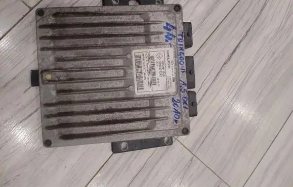 Renault Twingo II Engine control unit/module ECU 8200911566