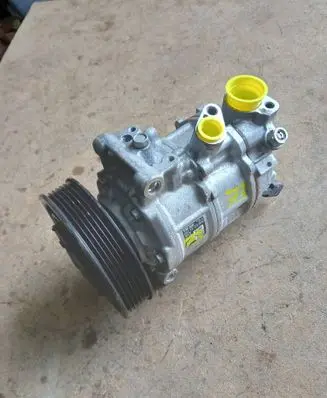 Audi A5 Air conditioning (A/C) compressor (pump) 8W0816803J