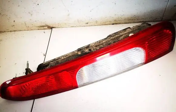 Rear/tail lights