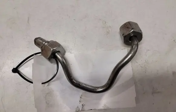 BMW X6 E71 Fuel injector supply line/pipe