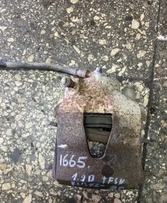 Skoda Yeti (5L) Front brake caliper