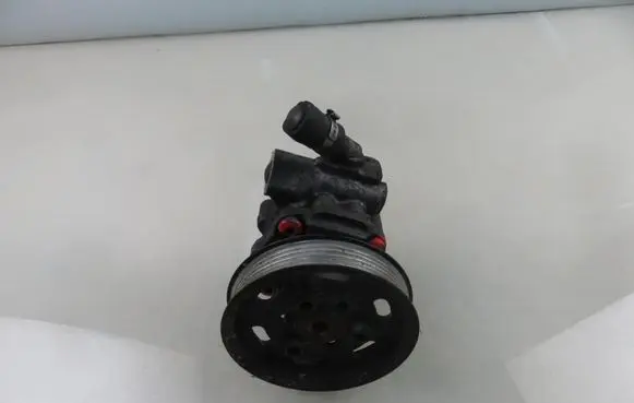 Audi A4 S4 B8 8K Power steering pump 7651955125 8K0145154B
