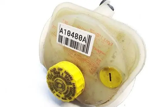 Audi A4 S4 B5 8D Brake fluid reservoir 4b0611301e