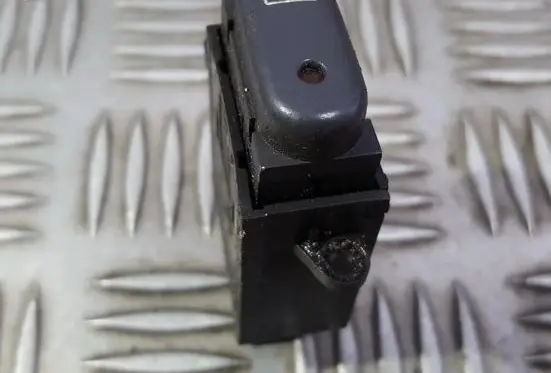Renault Espace III Windscreen/window heater switch 6025301154