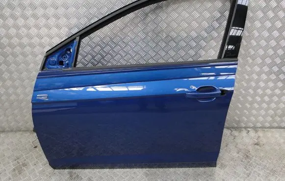 Volkswagen Taigo Front door 