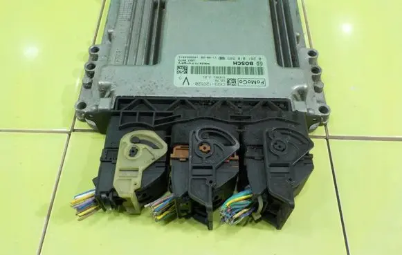 Jaguar XF X250 Engine control unit/module CX2312C520VD