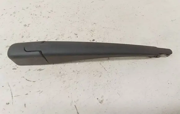 Hyundai ix35 Rear wiper blade arm