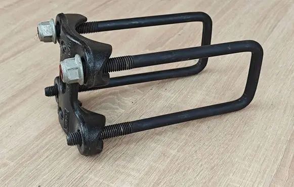 Volkswagen Amarok II Engine mount bracket MB3C5798BA