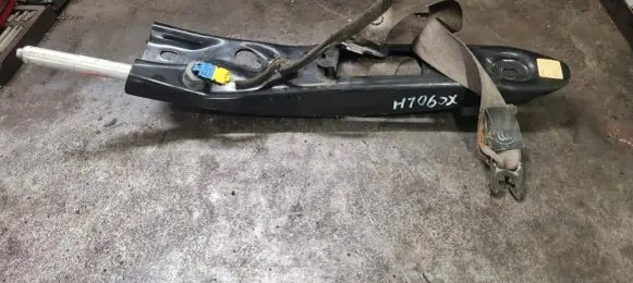 Volvo XC90 Front seatbelt