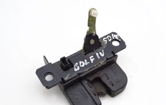 Volkswagen Golf IV Tailgate/trunk/boot lock/catch/latch 1J6827505B